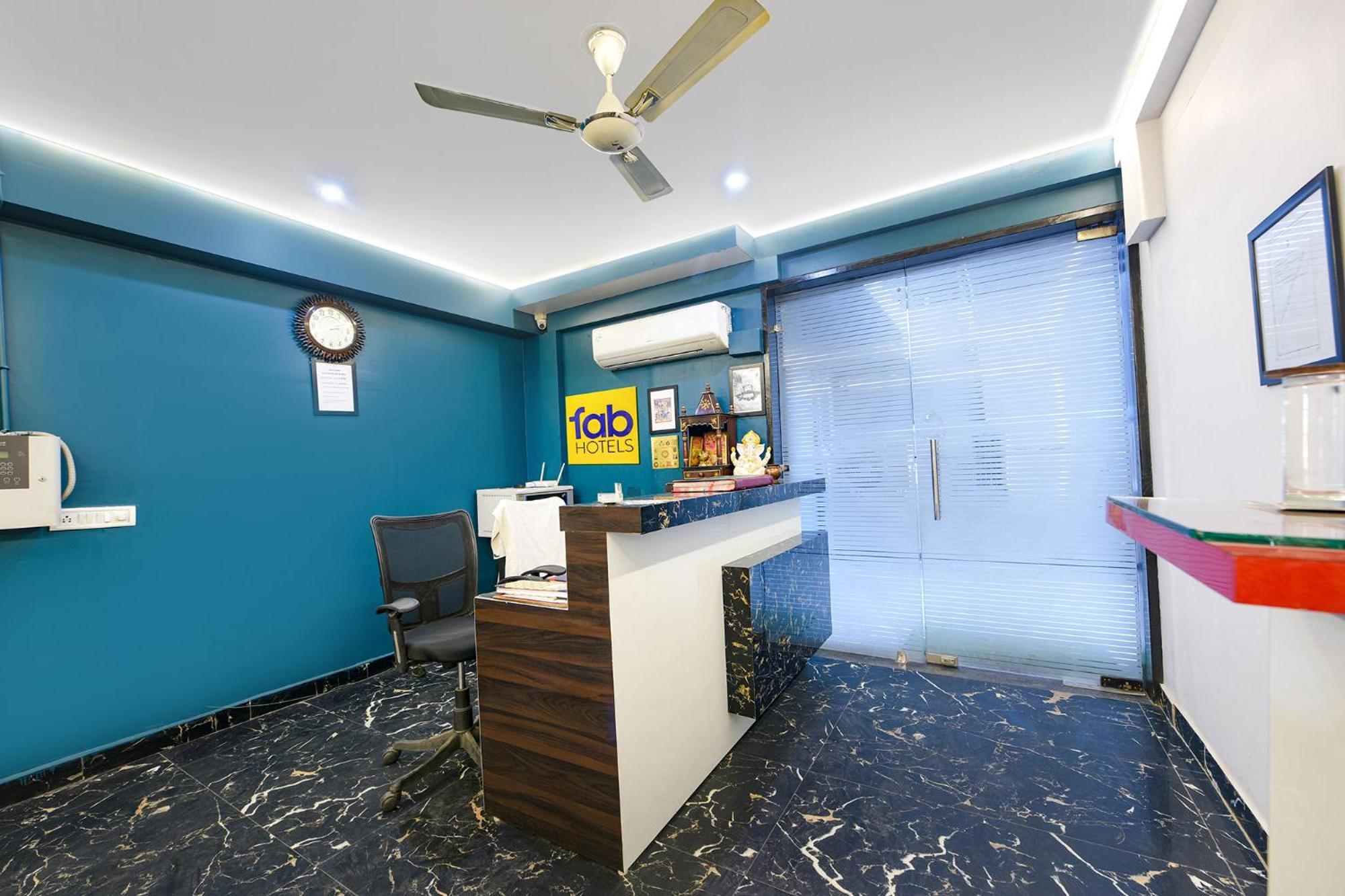 Fabhotel City Suits Гургаон Экстерьер фото